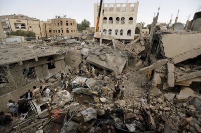 Saudi-led air strike in Yemen's capital Sanaa September 21, 2015