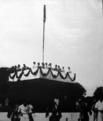 Lễ tuyên ngôn độc lập tuyên bố thành lập nước Việt Nam Dân Chủ Cộng Hoà tại quảng trường Ba Đình