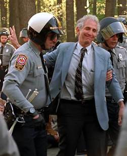 Daniel Elsberg bị bắt