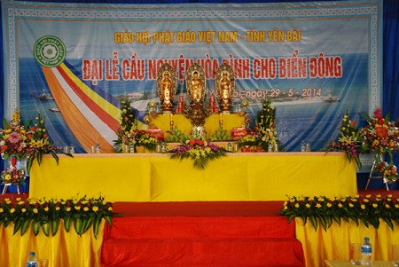 Đại lễ cầu nguyện hòa bình cho biển Đông.