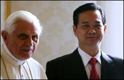 Prime Minister Nguyen Tan Dung and Pope Benedict XVI- 25Jan07
