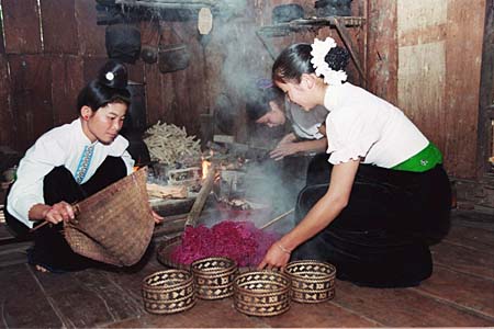 cơm tàu cơm tây